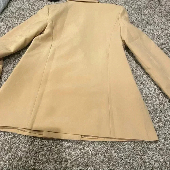 Missguided Oversized Blazer - Picture 3 of 5